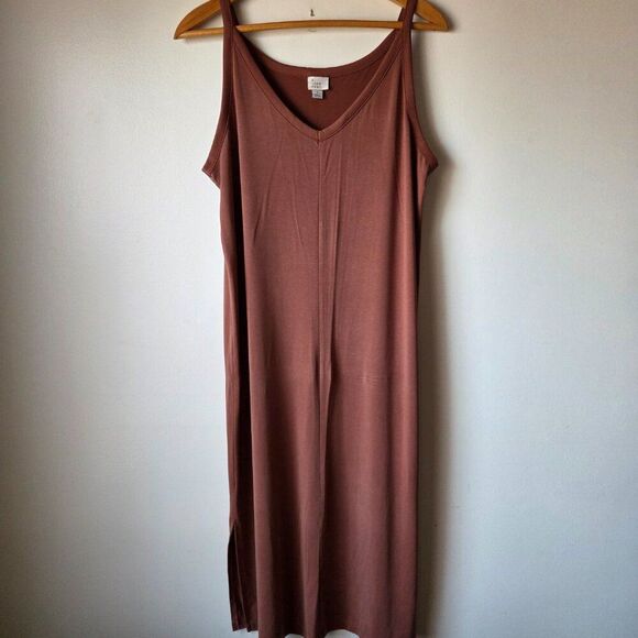a new day Dresses & Skirts - EUC A NEW DAY RUST V NECK TANK MIDI DRESS SIZE LARGE
